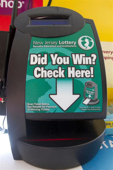 NJ Lottery bonanza: 7 big winners hit jackpots last week.